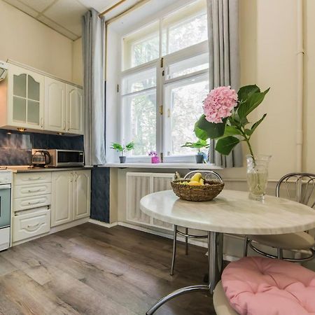 2Х-Кімнатна Квартира На Майдані Незалежності Kiev Exterior foto